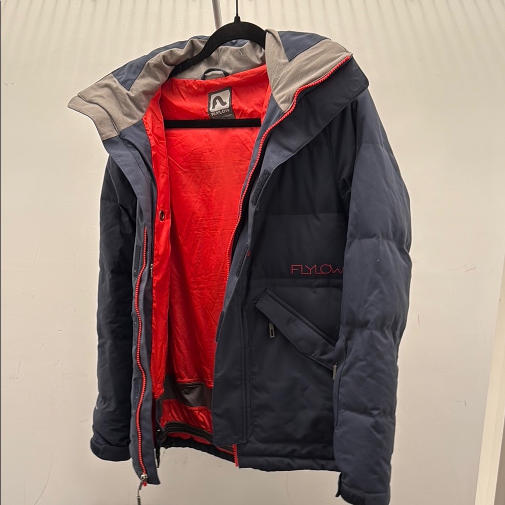 Flylow insulated ski jacket - Picture 2 of 4